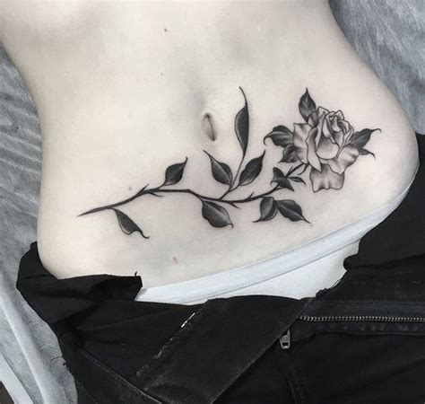 100 ideas de Tatuaje pelvis mujer 